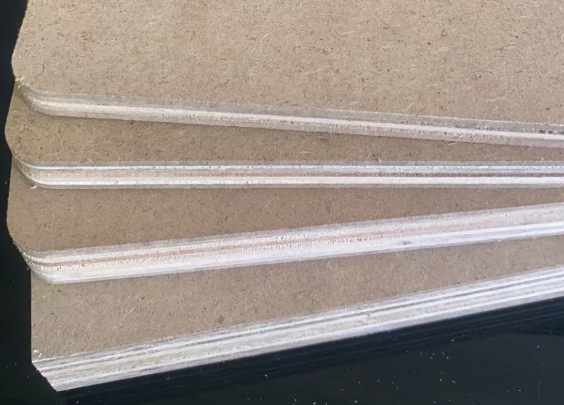 18171913.jpg 多層實(shí)木板